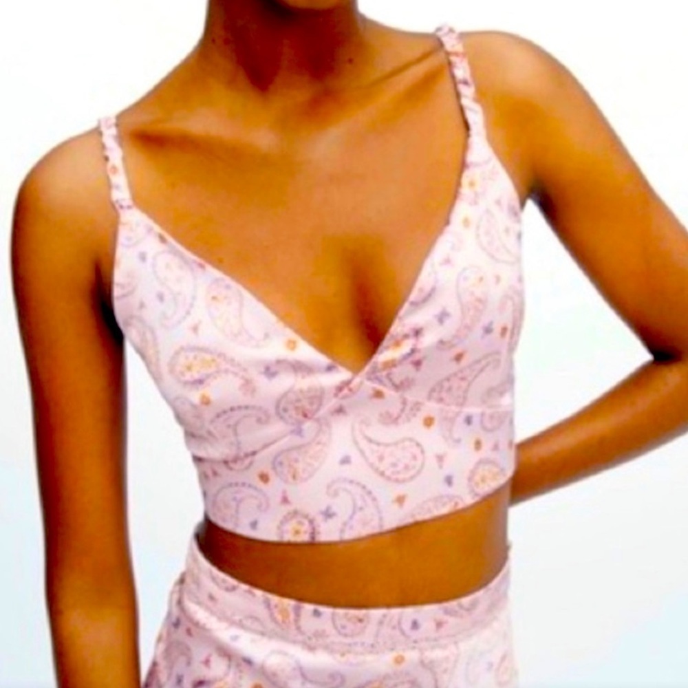 NWOT Zara paisley effect crop top Size Small